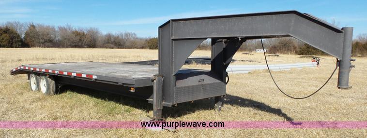 image for item J7682 1994 shop built equipment trailer