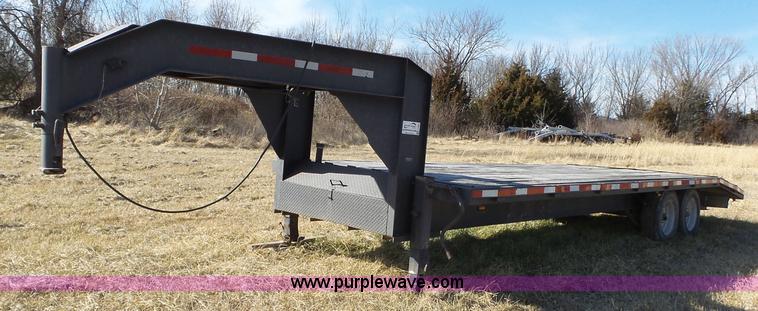 image for item J7682 1994 shop built equipment trailer
