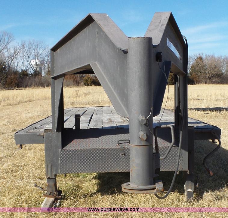 image for item J7682 1994 shop built equipment trailer