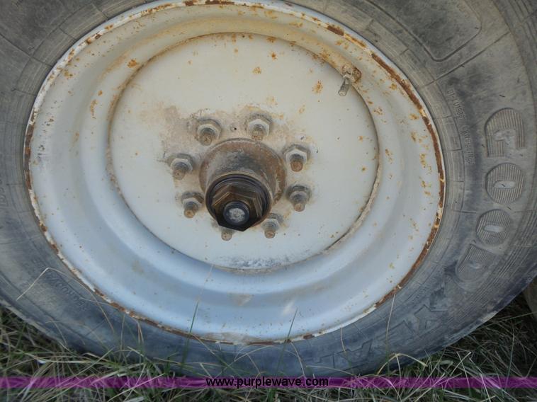 image for item J7682 1994 shop built equipment trailer