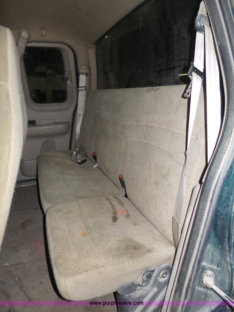 image for item J8818 2000 Ford F150 XLT SuperCab pickup truck