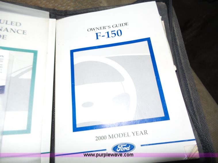 image for item J8818 2000 Ford F150 XLT SuperCab pickup truck