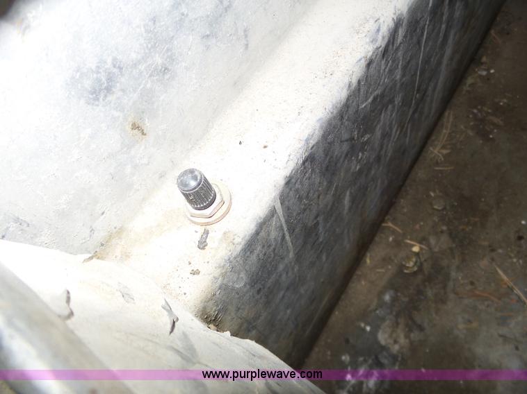 image for item J8818 2000 Ford F150 XLT SuperCab pickup truck