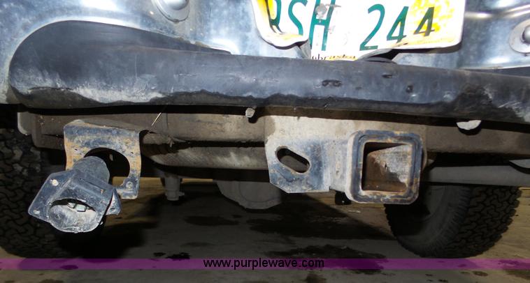 image for item J8818 2000 Ford F150 XLT SuperCab pickup truck