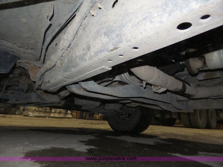 image for item J8818 2000 Ford F150 XLT SuperCab pickup truck