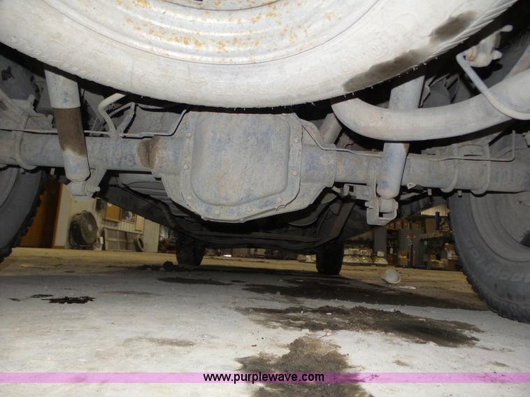 image for item J8818 2000 Ford F150 XLT SuperCab pickup truck