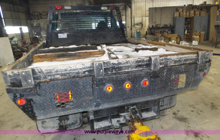 image for item J8821 1995 Ford F450 Super Duty flatbed truck