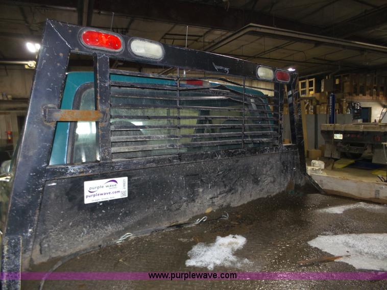 image for item J8821 1995 Ford F450 Super Duty flatbed truck