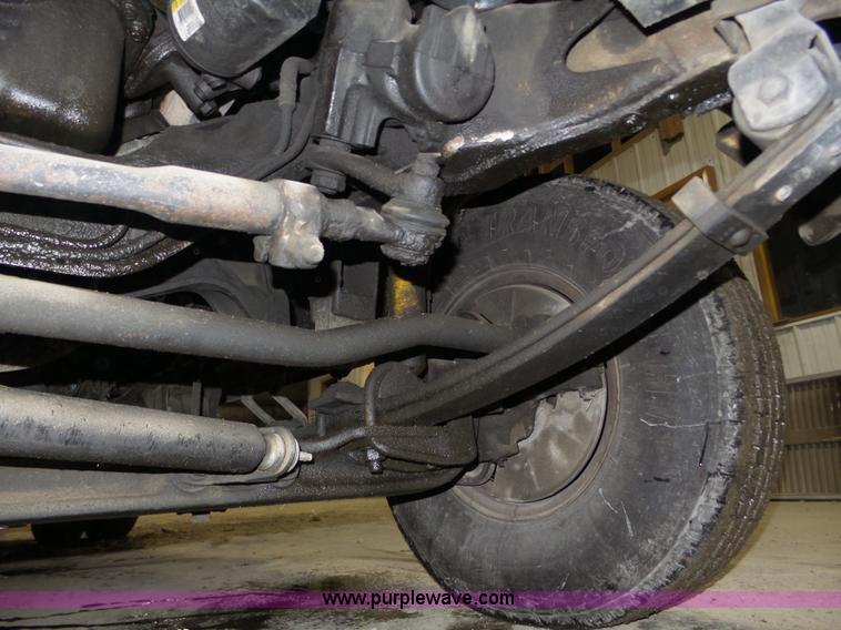 image for item J8821 1995 Ford F450 Super Duty flatbed truck