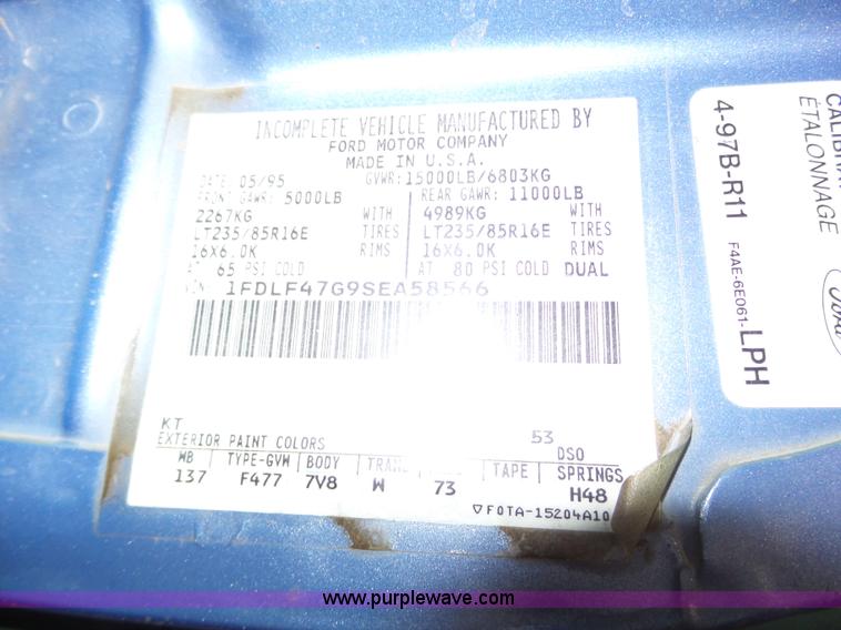 image for item J8821 1995 Ford F450 Super Duty flatbed truck