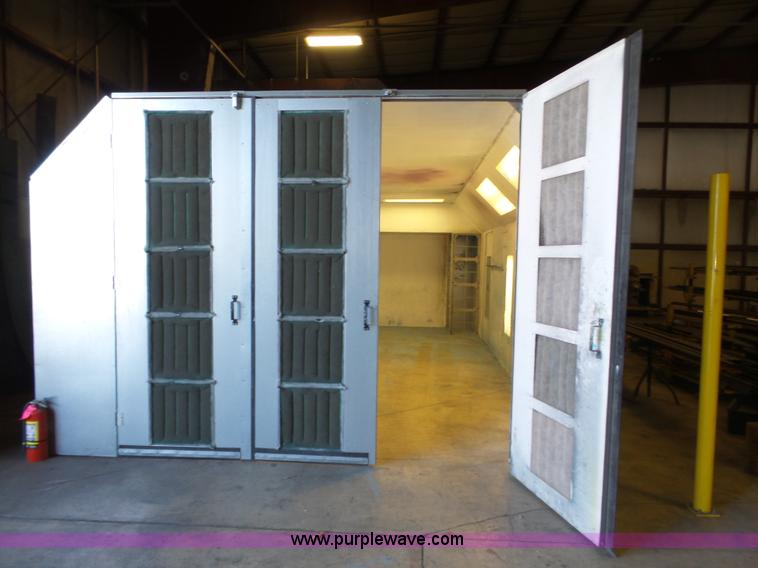 image for item J8831 2014 Standard CBS4603-3B paint booth