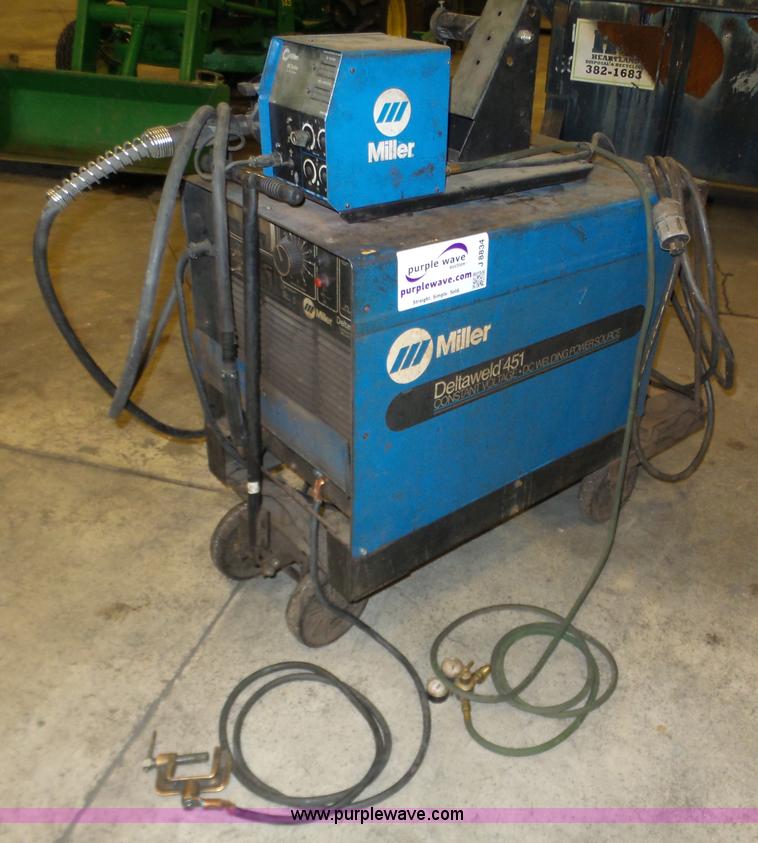 Miller Deltaweld 451 wire feed welder in Grand Island, NE Item J8834