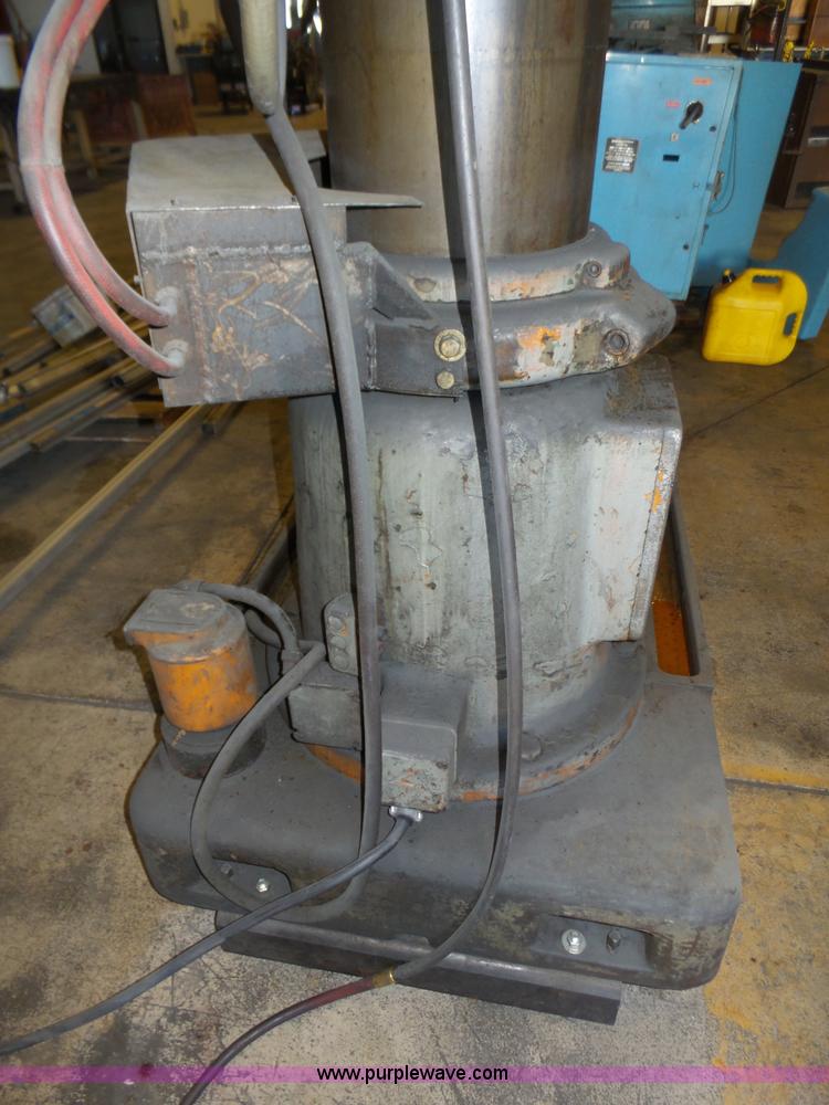 image for item J8840 M4PE radial arm drill