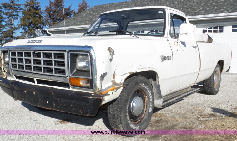 image for item J8864 1981 Dodge Ram D150 Custom pickup truck