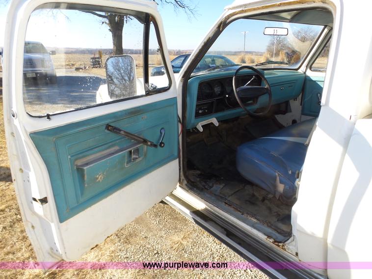 image for item J8864 1981 Dodge Ram D150 Custom pickup truck