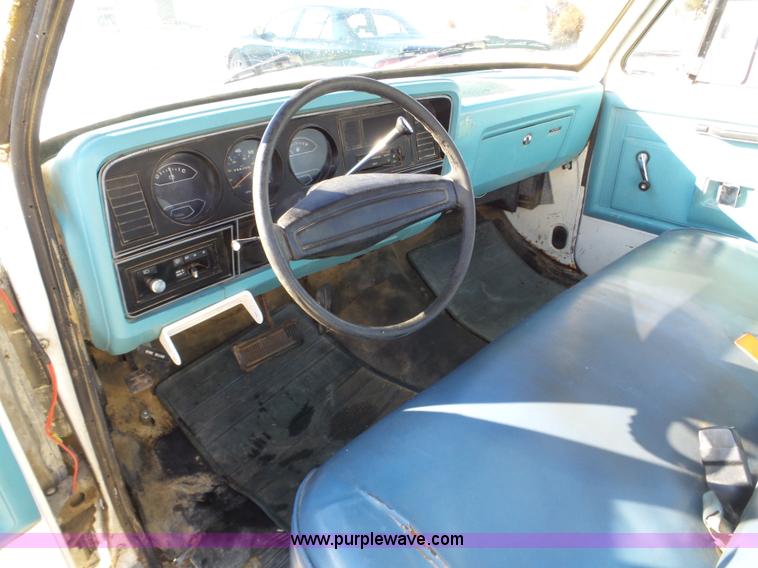 image for item J8864 1981 Dodge Ram D150 Custom pickup truck