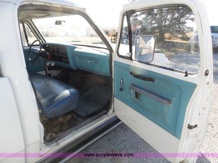 image for item J8864 1981 Dodge Ram D150 Custom pickup truck