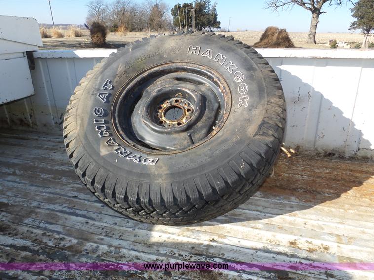 image for item J8864 1981 Dodge Ram D150 Custom pickup truck