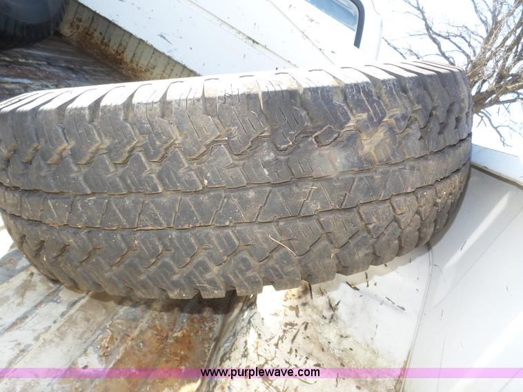 image for item J8864 1981 Dodge Ram D150 Custom pickup truck