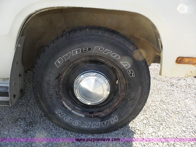 image for item J8864 1981 Dodge Ram D150 Custom pickup truck