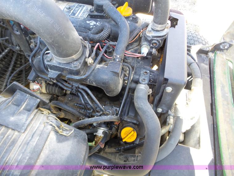 image for item J8867 John Deere 3235B reel mower