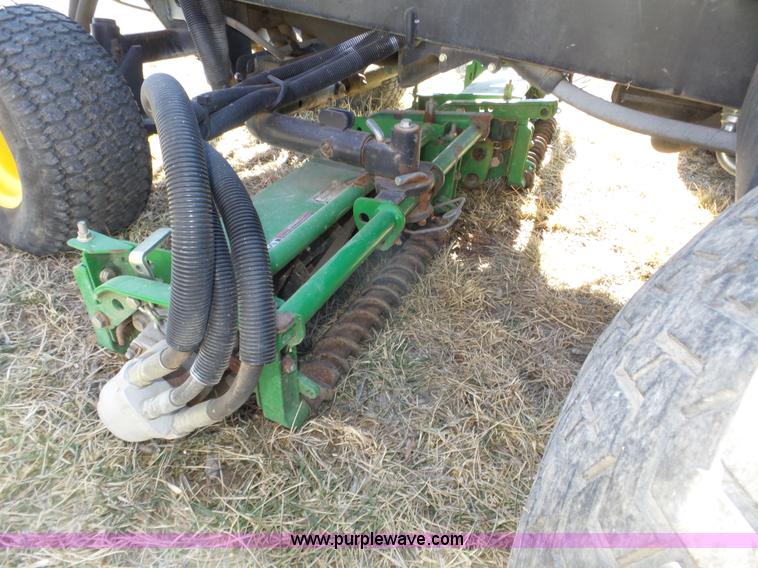 image for item J8867 John Deere 3235B reel mower