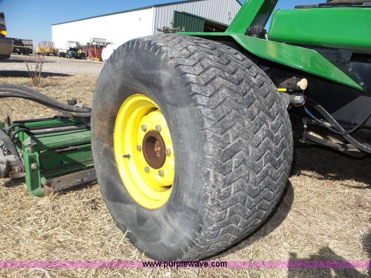 image for item J8867 John Deere 3235B reel mower