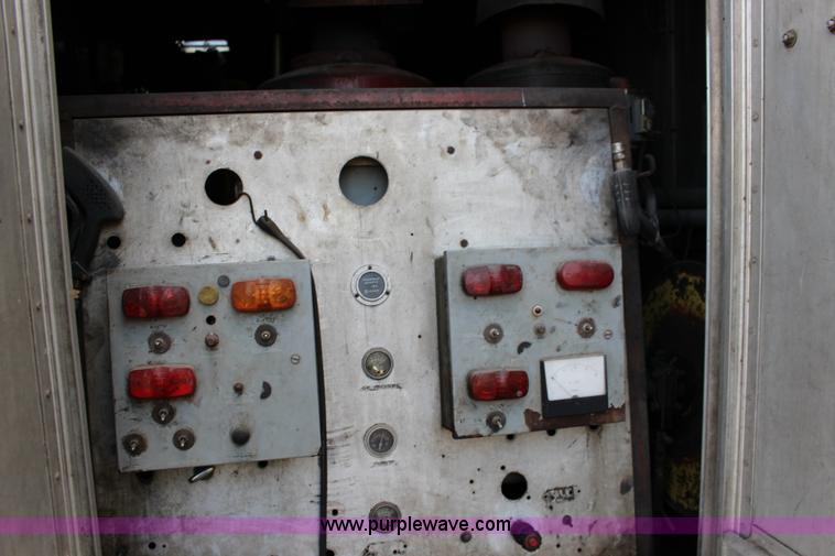 image for item K1198 1984 Grumman enclosed trailer with power wash system