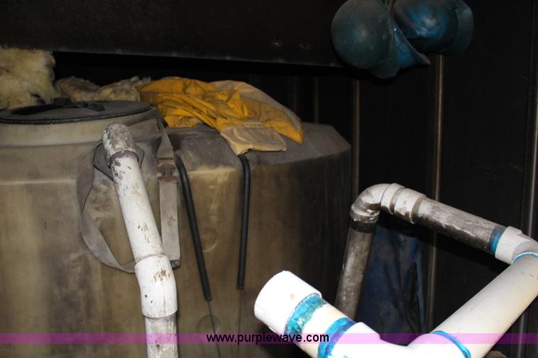 image for item K1198 1984 Grumman enclosed trailer with power wash system