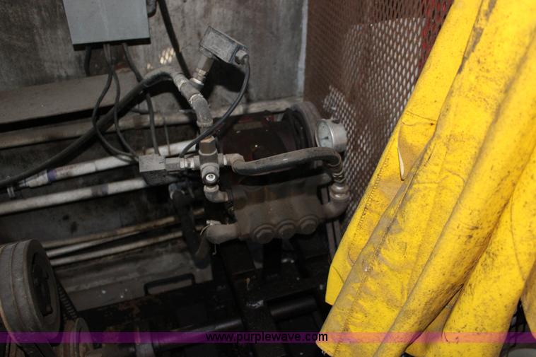 image for item K1198 1984 Grumman enclosed trailer with power wash system