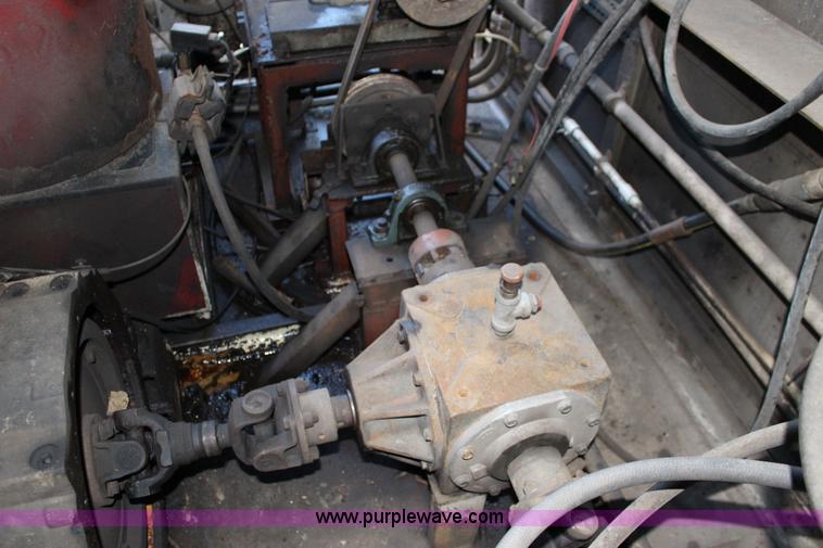 image for item K1198 1984 Grumman enclosed trailer with power wash system