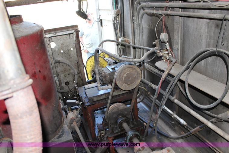 image for item K1198 1984 Grumman enclosed trailer with power wash system