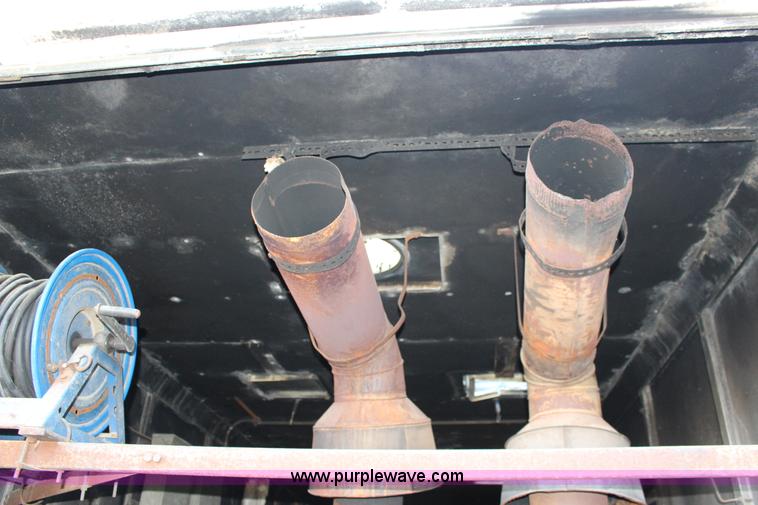 image for item K1198 1984 Grumman enclosed trailer with power wash system