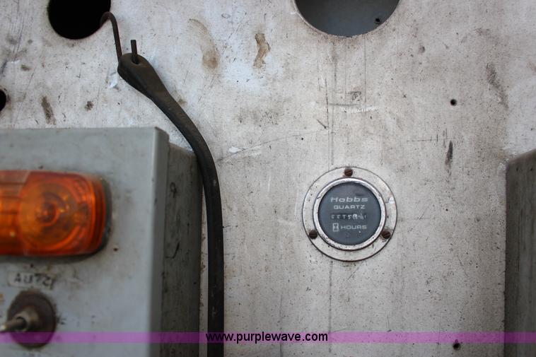 image for item K1198 1984 Grumman enclosed trailer with power wash system