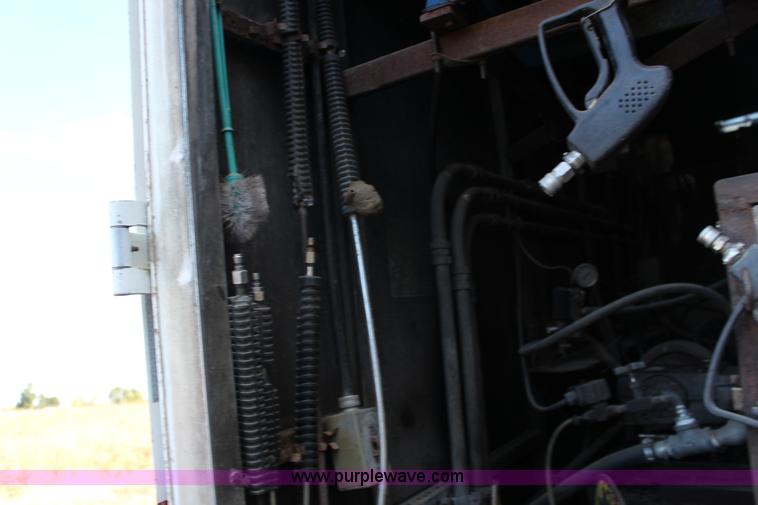 image for item K1198 1984 Grumman enclosed trailer with power wash system