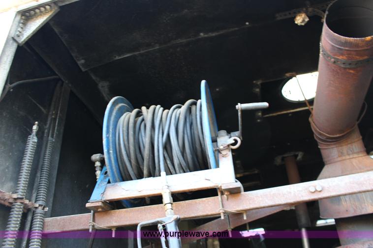 image for item K1198 1984 Grumman enclosed trailer with power wash system