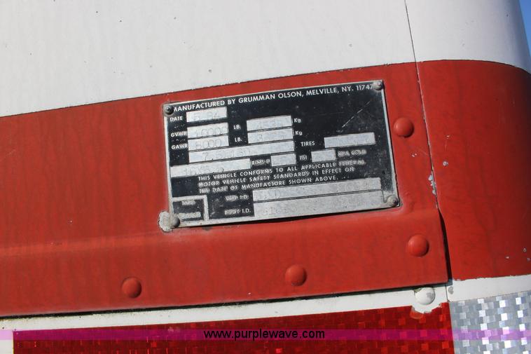 image for item K1198 1984 Grumman enclosed trailer with power wash system