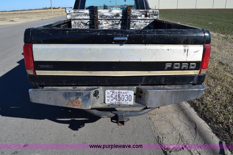 image for item K4430 1993 Ford F250 Super Duty XL pickup truck