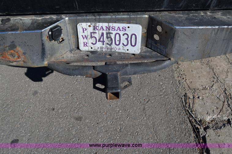 image for item K4430 1993 Ford F250 Super Duty XL pickup truck