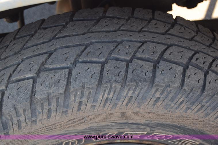 image for item K4430 1993 Ford F250 Super Duty XL pickup truck