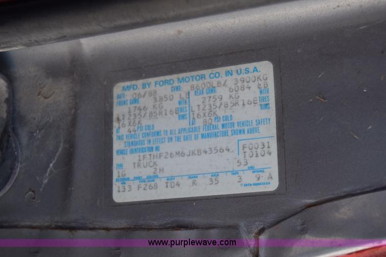 image for item K4435 1988 Ford F250 flatbed pickup truck