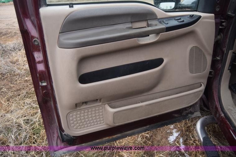 image for item L1205 2000 Ford F250 Super Duty SuperCab pickup truck