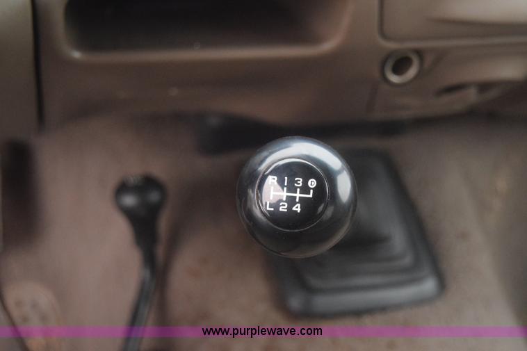 image for item L1205 2000 Ford F250 Super Duty SuperCab pickup truck