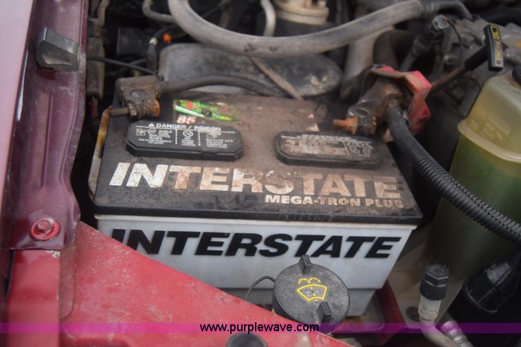 image for item L1205 2000 Ford F250 Super Duty SuperCab pickup truck