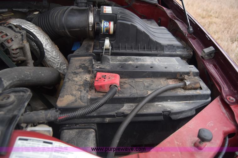 image for item L1205 2000 Ford F250 Super Duty SuperCab pickup truck