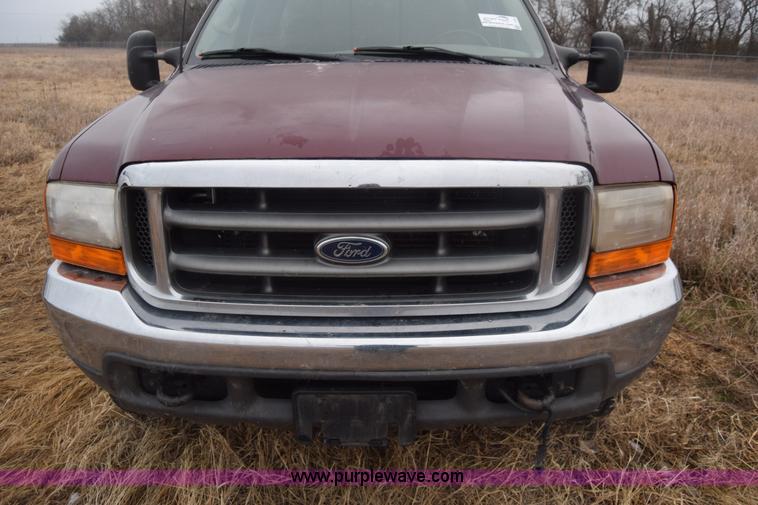 image for item L1205 2000 Ford F250 Super Duty SuperCab pickup truck