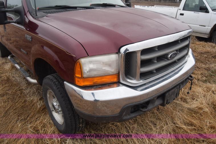 image for item L1205 2000 Ford F250 Super Duty SuperCab pickup truck