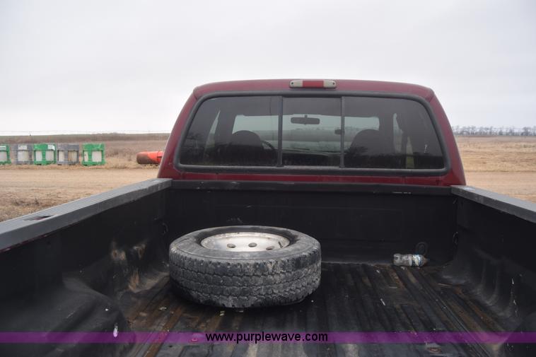 image for item L1205 2000 Ford F250 Super Duty SuperCab pickup truck