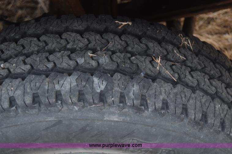 image for item L1205 2000 Ford F250 Super Duty SuperCab pickup truck