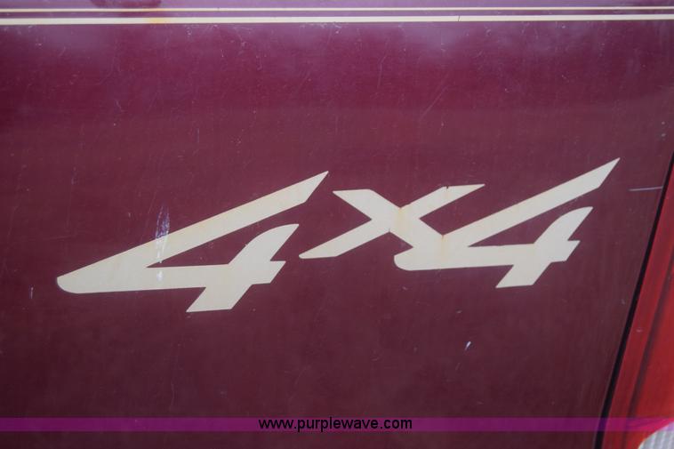 image for item L1205 2000 Ford F250 Super Duty SuperCab pickup truck